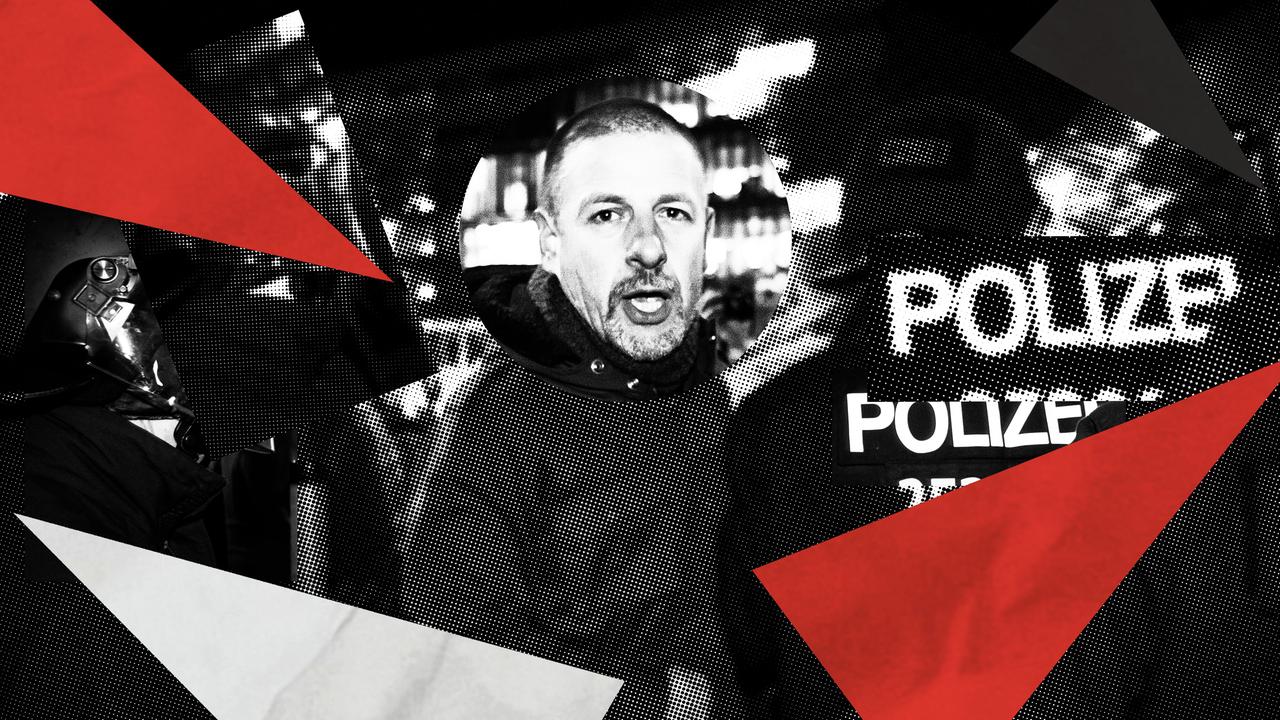 Illustration zur 3. Folge der Doku-Serie „Deutsches Denken“. Das Bild zeigt Verleger und Aktivist Götz Kubitschek bei einer Sitzblockade Rechtsextremer, und ist mit Halbtoneffekt und Dreieckswimpeln in schwarz, weiß und rot zu einer Collage bearbeitet.