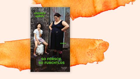 Auf einem Buchcover vor einem grafischen Hintergrung ist neben dem Buchtitel und dem Namen der Autorin das Foto einer Frau und eines Jungen zu sehen.