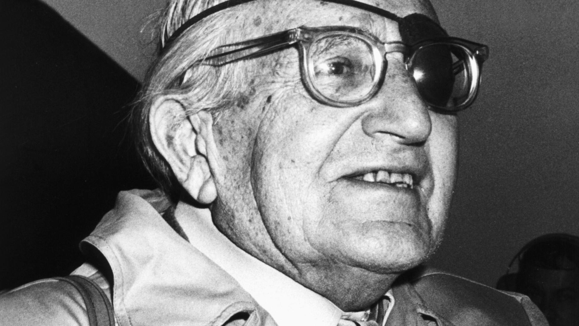 Der österreichisch-amerikanische Regisseur, Schriftsteller und Filmproduzent Fritz Lang im Jahr 1970. Der österreichisch-amerikanische Regisseur, Schriftsteller und Filmproduzent Fritz Lang im Jahr 1970.