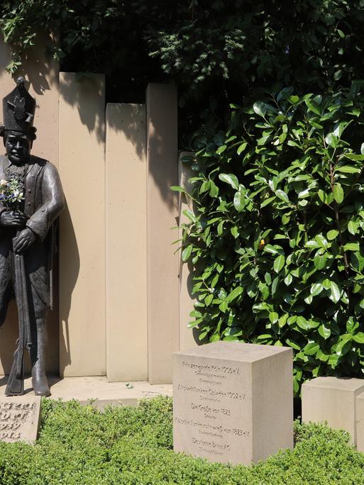 Grab von Hans-Gert Kierdorf, Melatenfriedhof in Köln