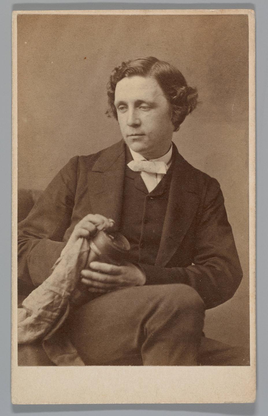 Lewis Carroll (Charles Lutwidge Dodgson) in einer Portraitaufnahme von 1863.