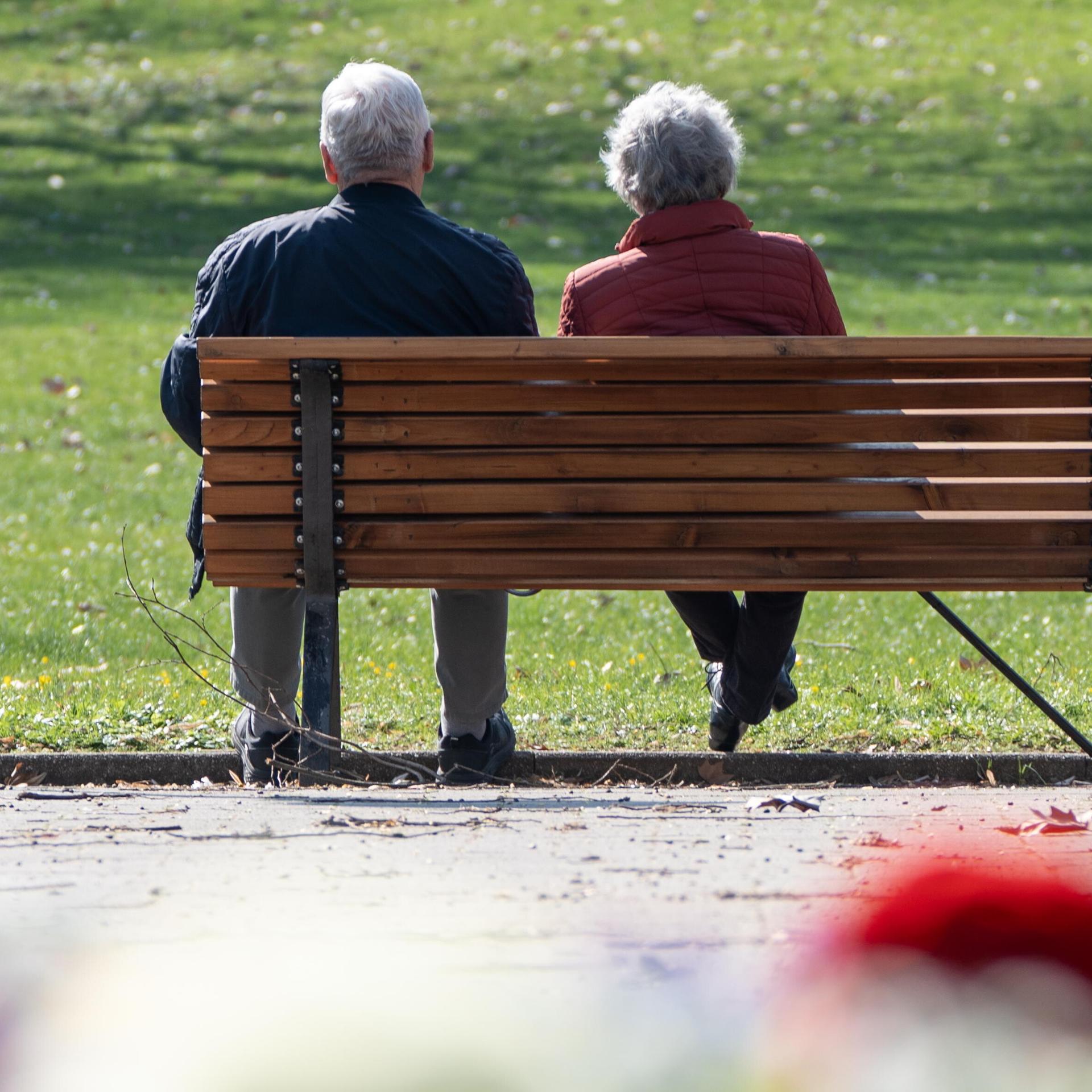 Altersvorsorge - Bundestag beschließt Nachfolger für Riester-Rente