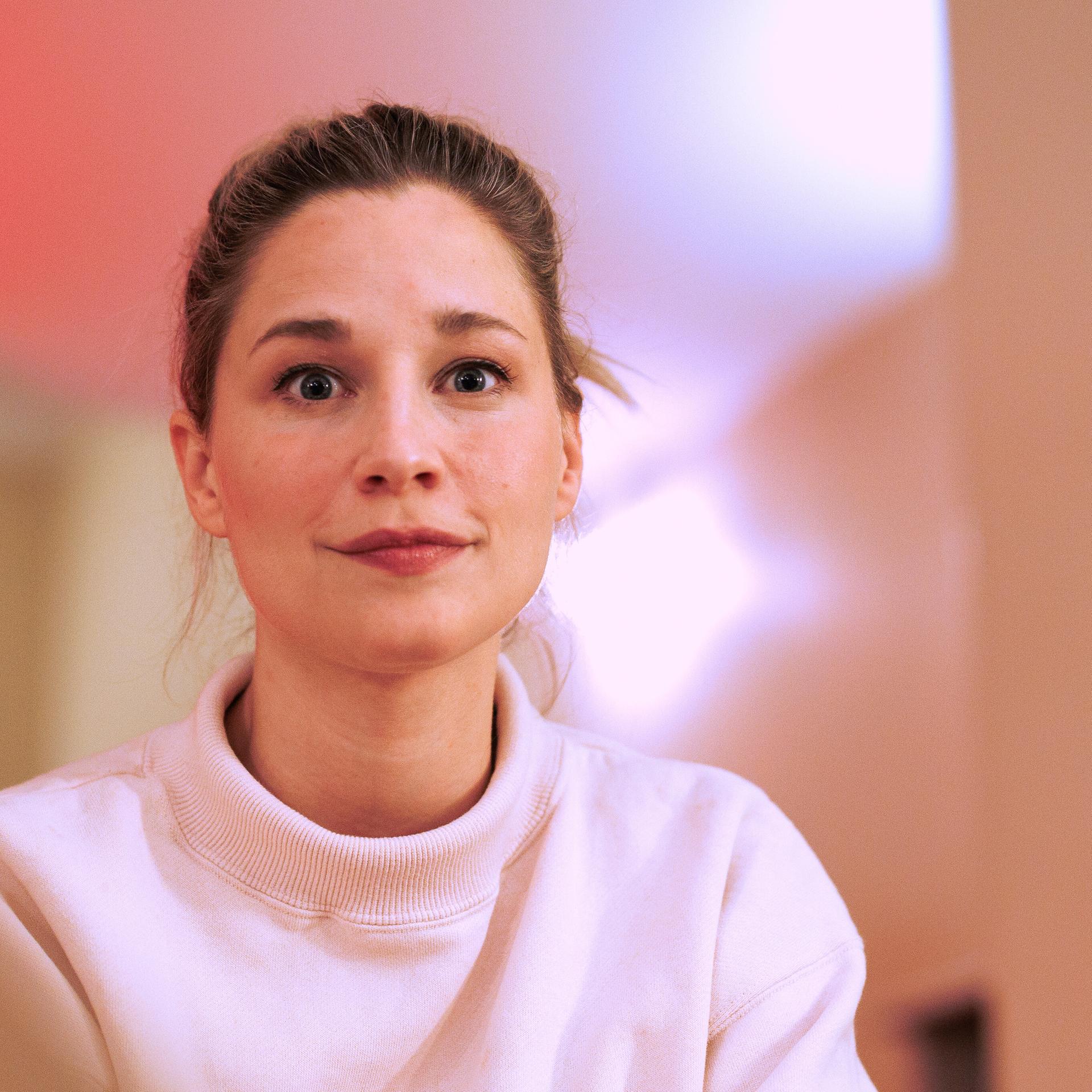 Die Ärztin und Bestsellerautorin Giulia Enders vor der Vorstellung ihres neuen Buches.