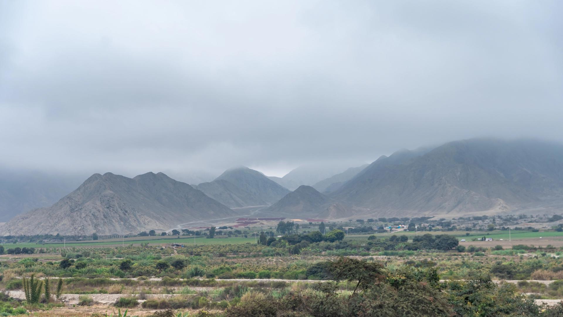 Heilige Stadt Caral-Supe, archäologische Stätte in Peru. Heilige Stadt Caral-Supe, archäologische Stätte in Peru.