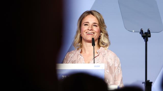 Verena Bentele, Präsidentin des VdK, spricht auf der Festveranstaltung des Sozialverband VdK Deutschland zum 75-jährigen Bestehen im Café «Moskau».