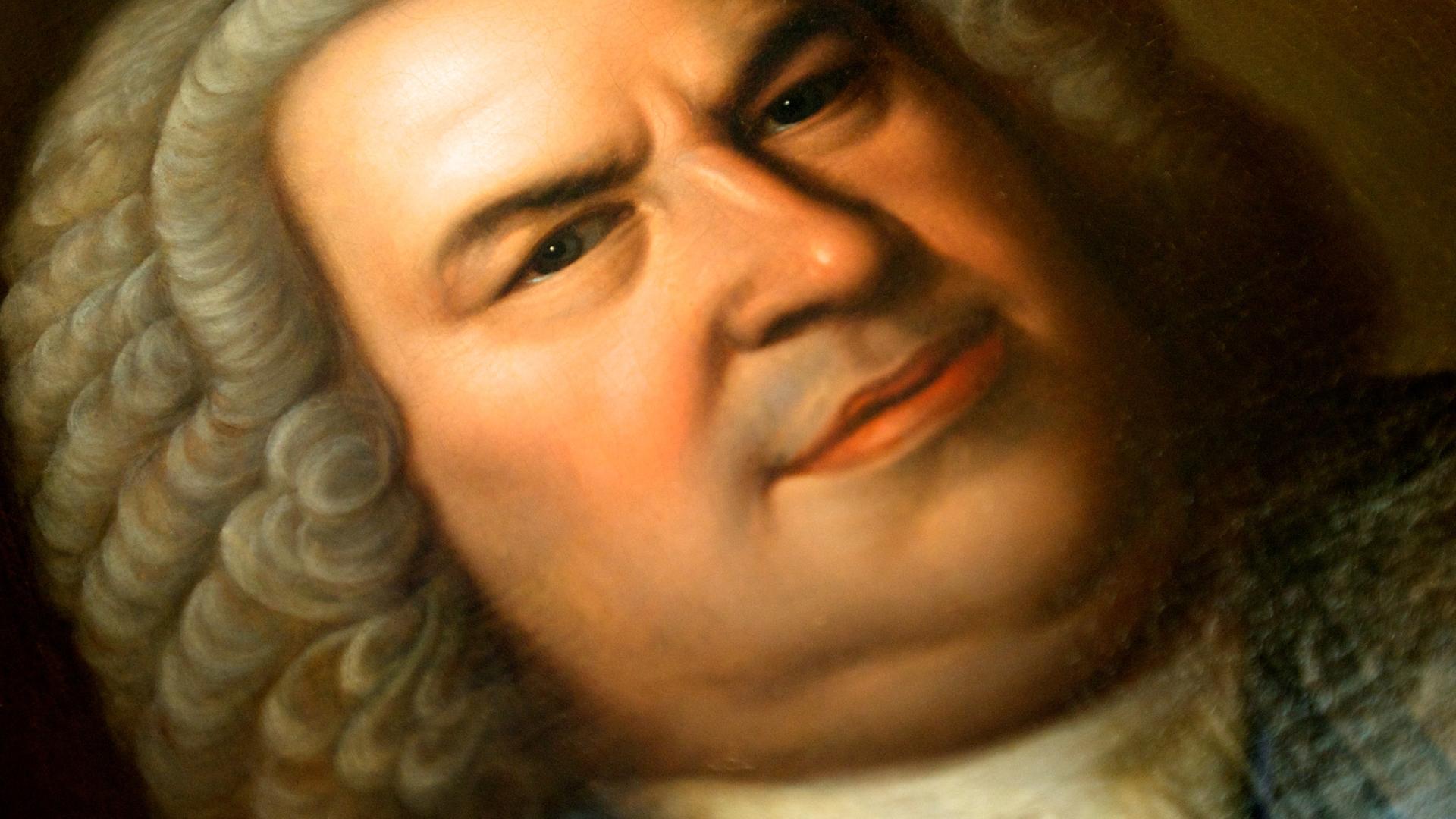 Porträt des Komponisten Johann Sebastian Bach in einer Kopie des Originalgemäldes von 1746. Fotografiert 2014 im Bachmuseum in Leipzig