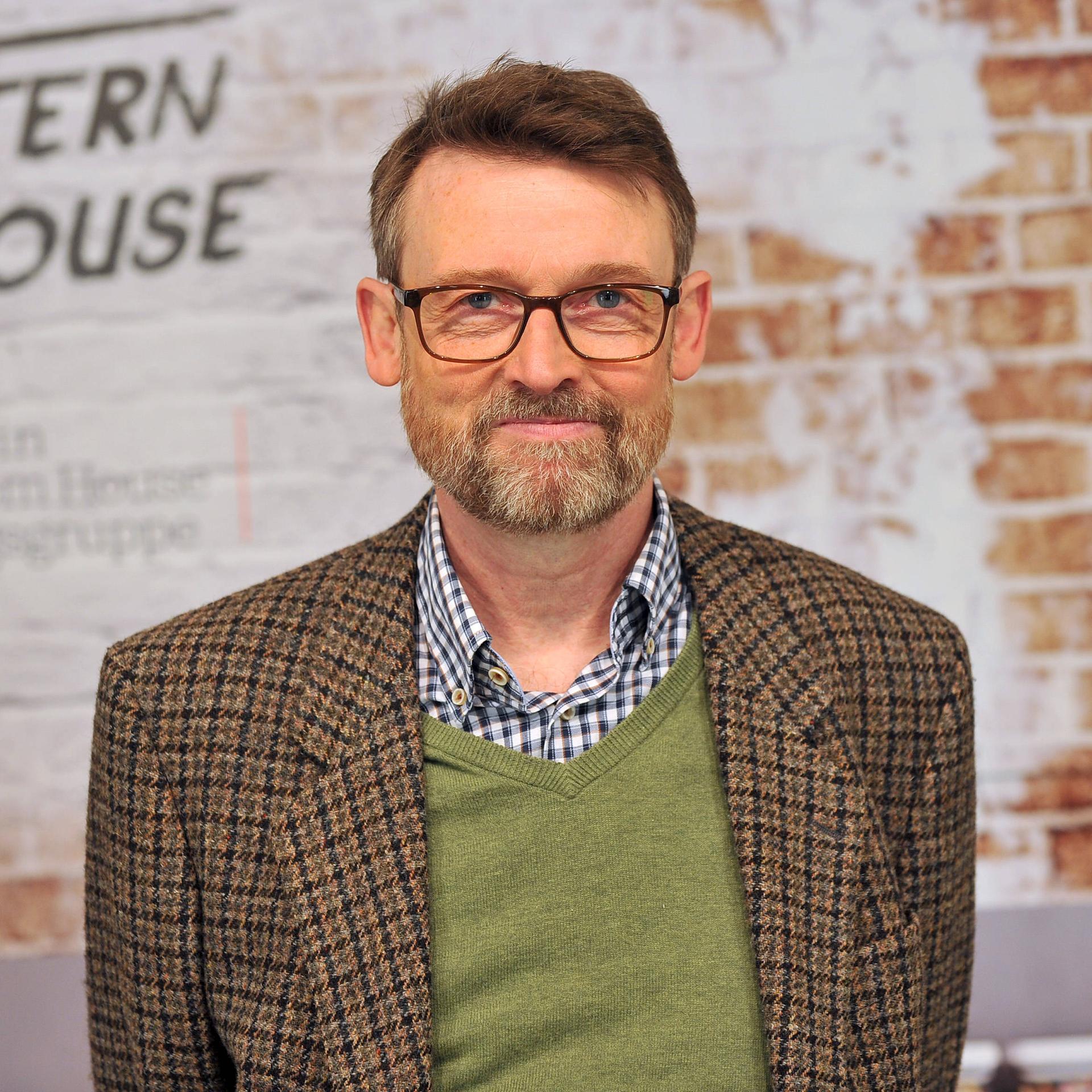 Christoph Peters: "Entzug" - Trinken und sterben oder aufhören und leben?