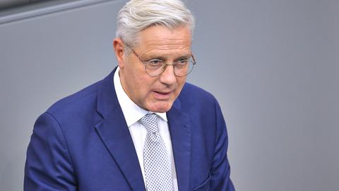 Norbert Röttgen (CDU) spricht im Bundestag.