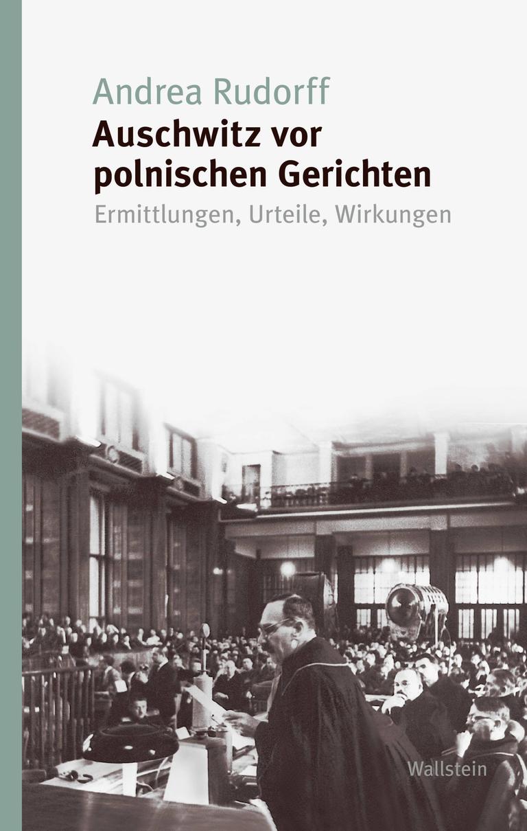 Das Cover des Buchs zeigt - neben Titel und Namen der Autorin - eine Szene aus einem Gerichtssaal.