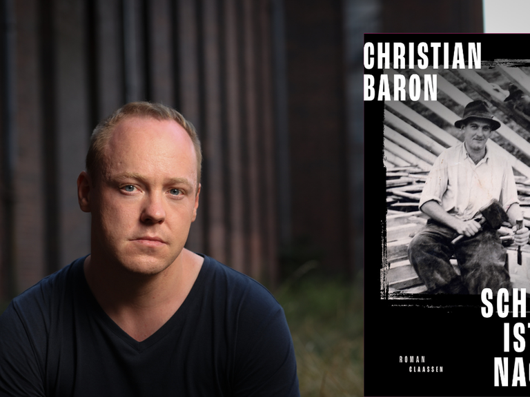 Der Schrifsteller Christian Baron und das Buchcover seines Romans „Schön ist die Nacht“