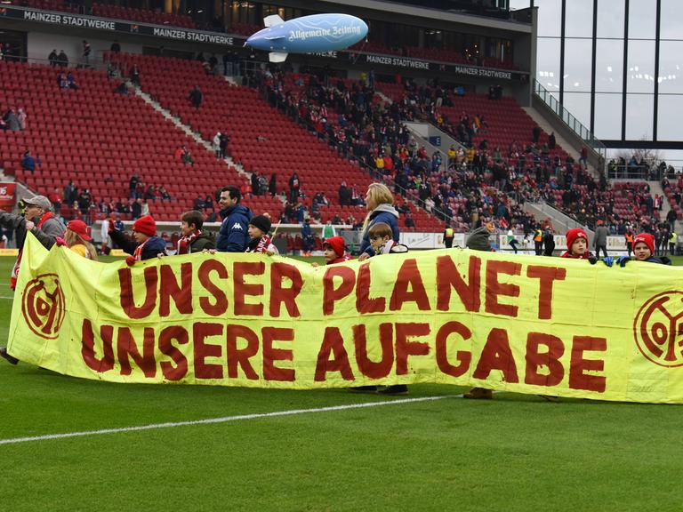 20 der 38 Bundesliga-Vereine haben ihren CO2-Fußabdruck ermittelt.