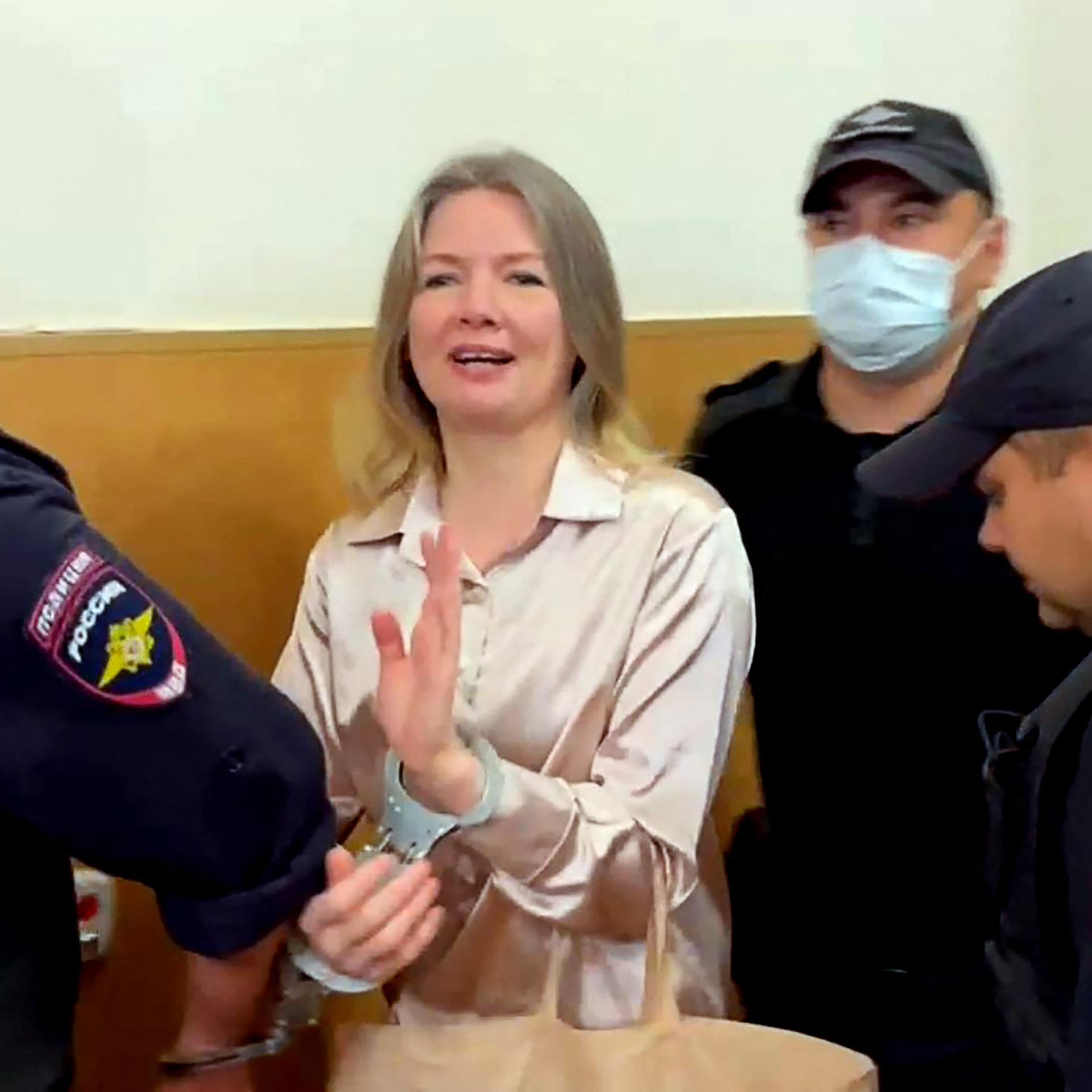 Pressefreiheit - Journalistin in Russland zu zwölf Jahren Haft verurteilt