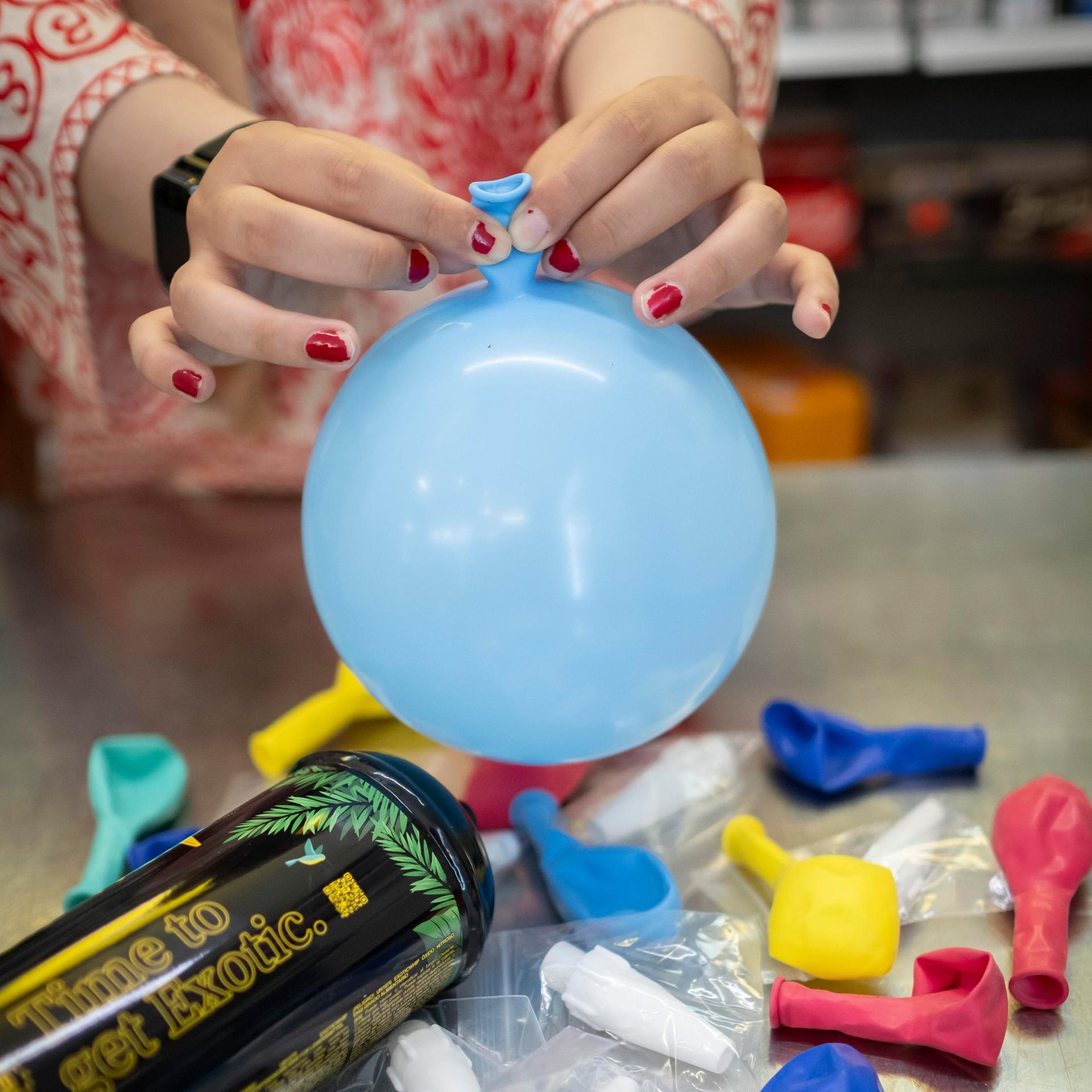 Gesundheit - Bundesärztekammer für Kontrollen von Lachgasverbot