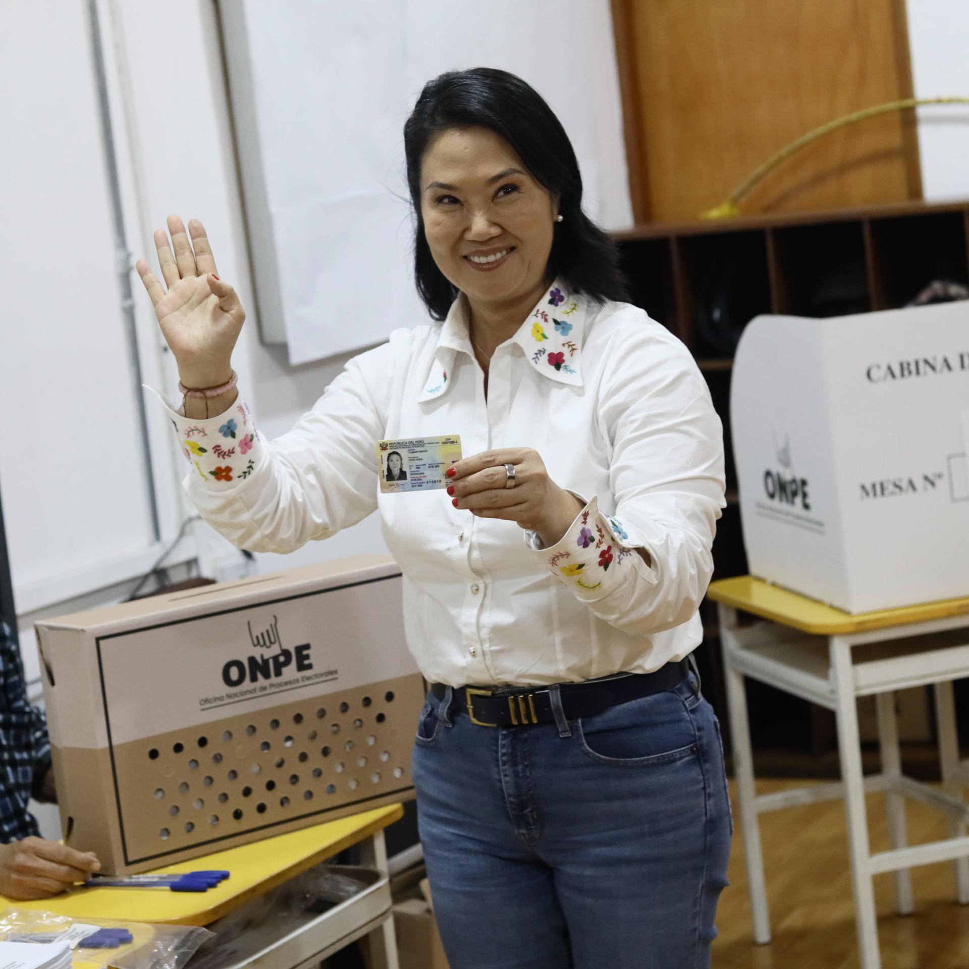 Südamerika - Stichwahl in Peru um Präsidentenamt beendet - N