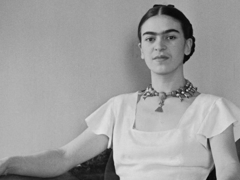 Das Foto des Sundance Institute zeigt Frida Kahlo, die in dem Film "Frida" von Carla Gutierrez, mitspielt