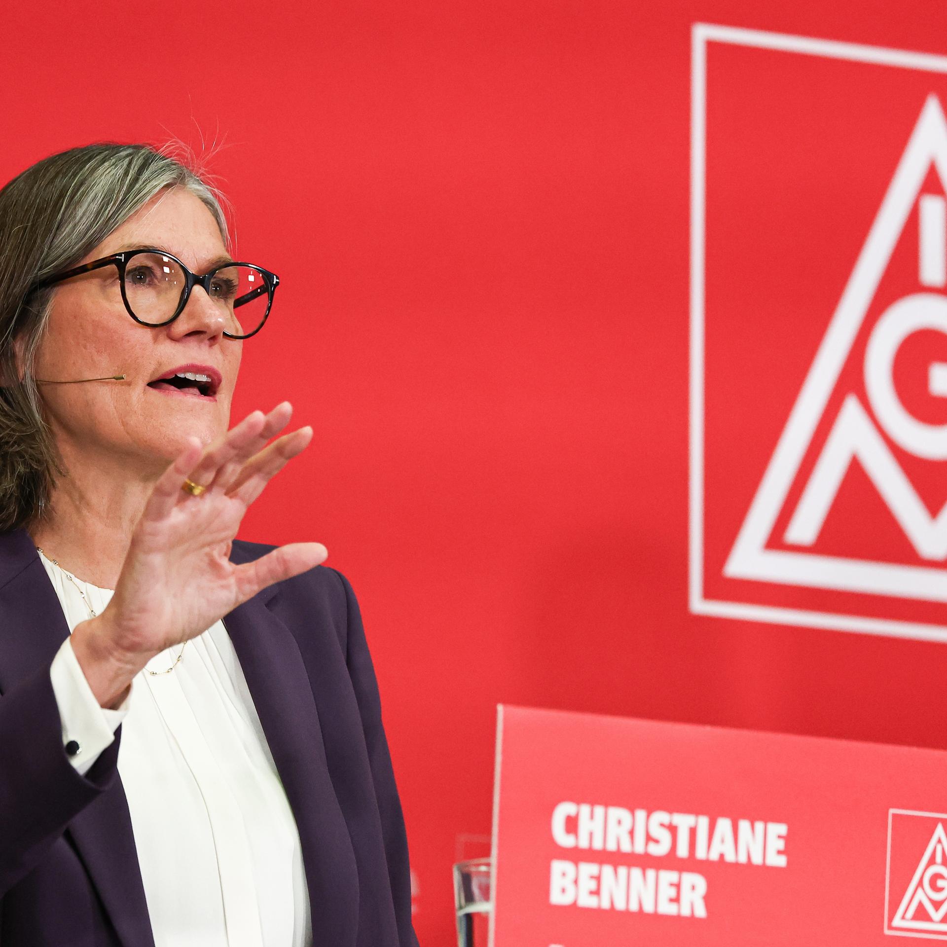 Christiane Benner, 1. Vorsitzende der IG Metall, spricht auf der Jahreskonferenz der Gewerkschaft.