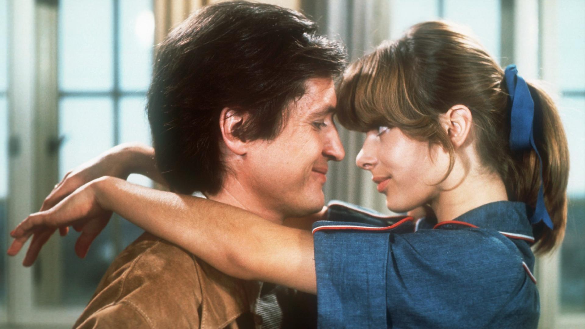 Die Filmszene aus dem "Tatort"-Krimi "Reifezeugnis" zeigt Nastassja Kinski als Schülerin Sina und Christian Quadflieg als ihren Lehrer Helmut Fichte.