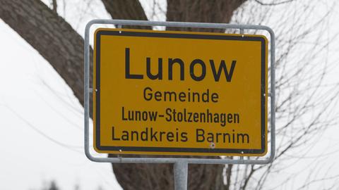 Ortseingangsschild der Gemeinde Lunow im Landkreis Barnim.