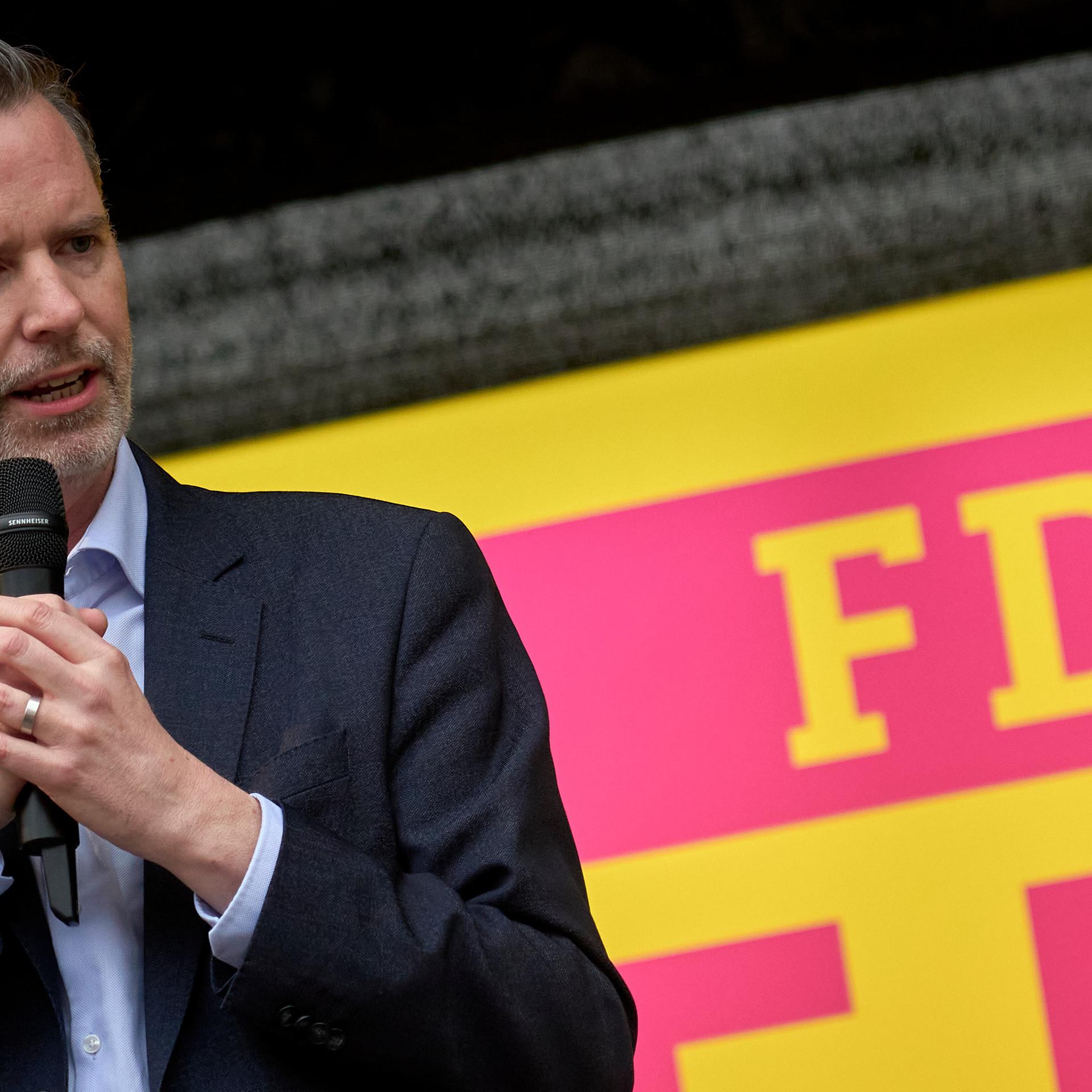 Wahlniederlage - FDP-Chef Dürr kündigt Rücktritt an - Neuwahl von Parteispitze im Mai