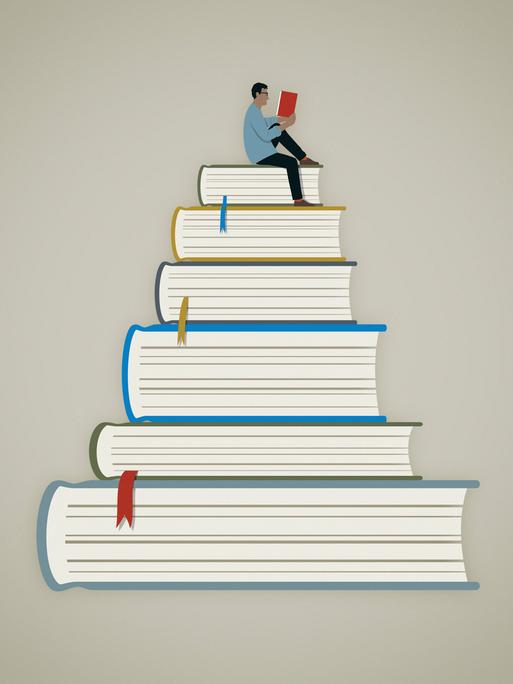 Illustration: Ein Mann sitzt auf hohem Bücherstapel und liest.