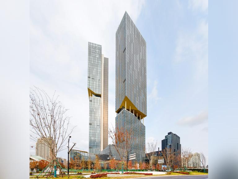 AXIOM A und B, ein markantes Superhochhaus in Shanghai