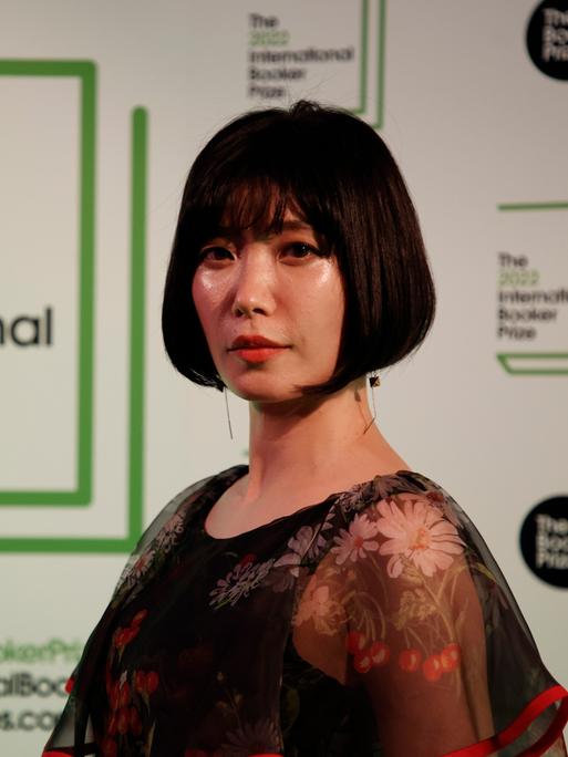 Mieko Kawakami bei der Booker Prize Verleihung in London im Jahr 2022