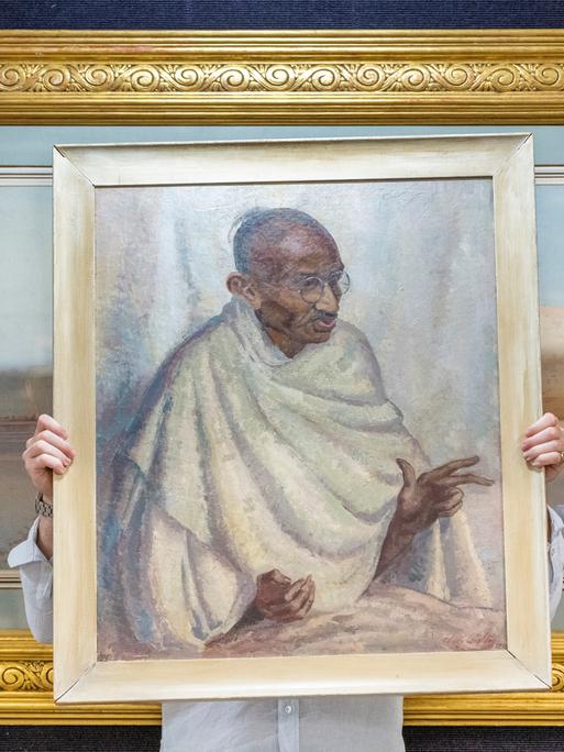 Bei Bohams in London wird ein seltenes Mahatma Gandhi Ölportrait versteigert, das 1931 von Clare Leighton geschaffen wurde. 