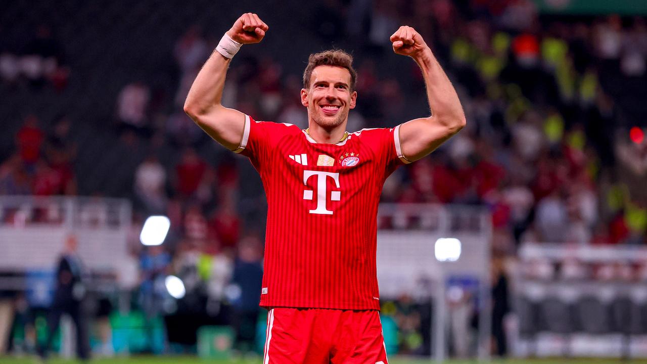 Leon Goretzka jubelt nach dem Sieg des FC Bayern München im DFB-Pokalfinale 2026.