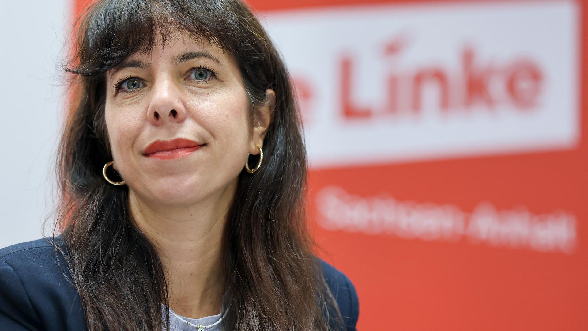 Porträt von Elif Eralp. Porträt von Elif Eralp.