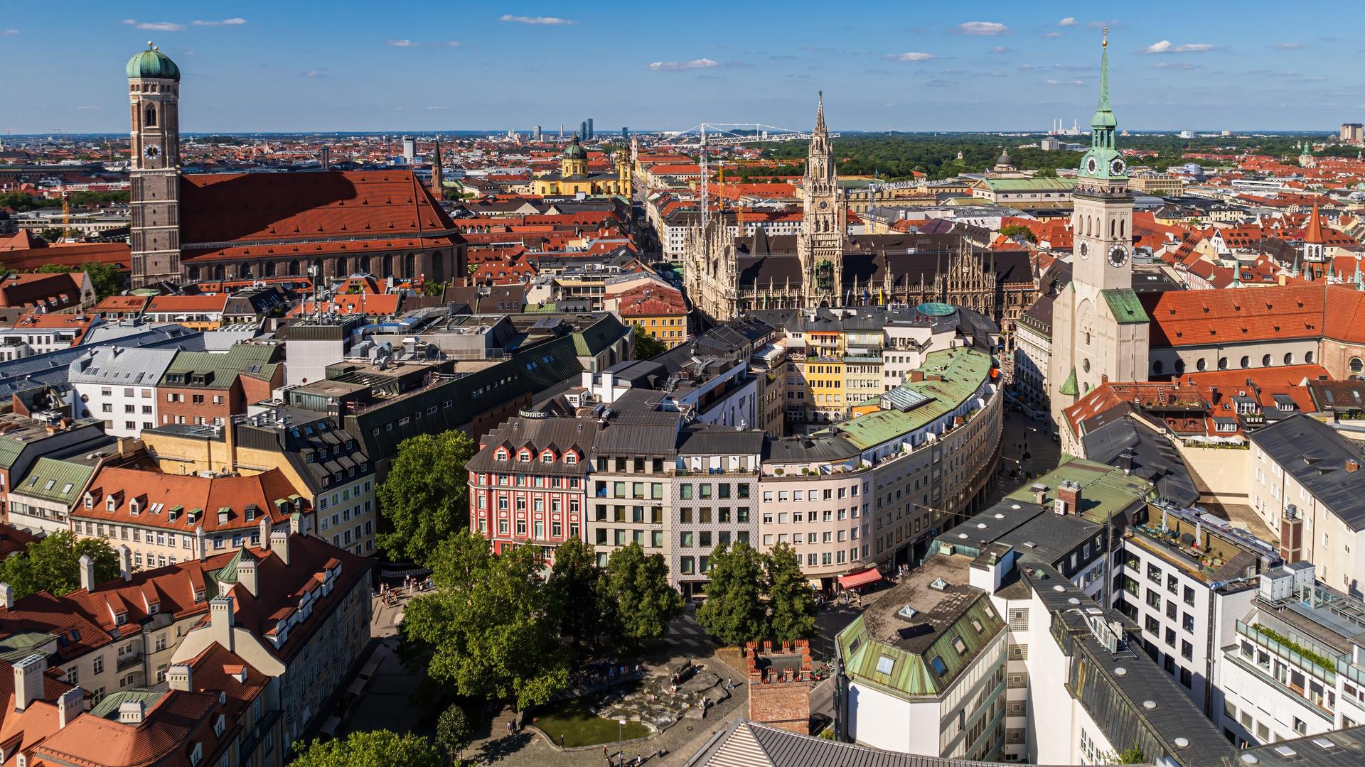 Die Altstadt Münchens aus der Luft aufgenommen.