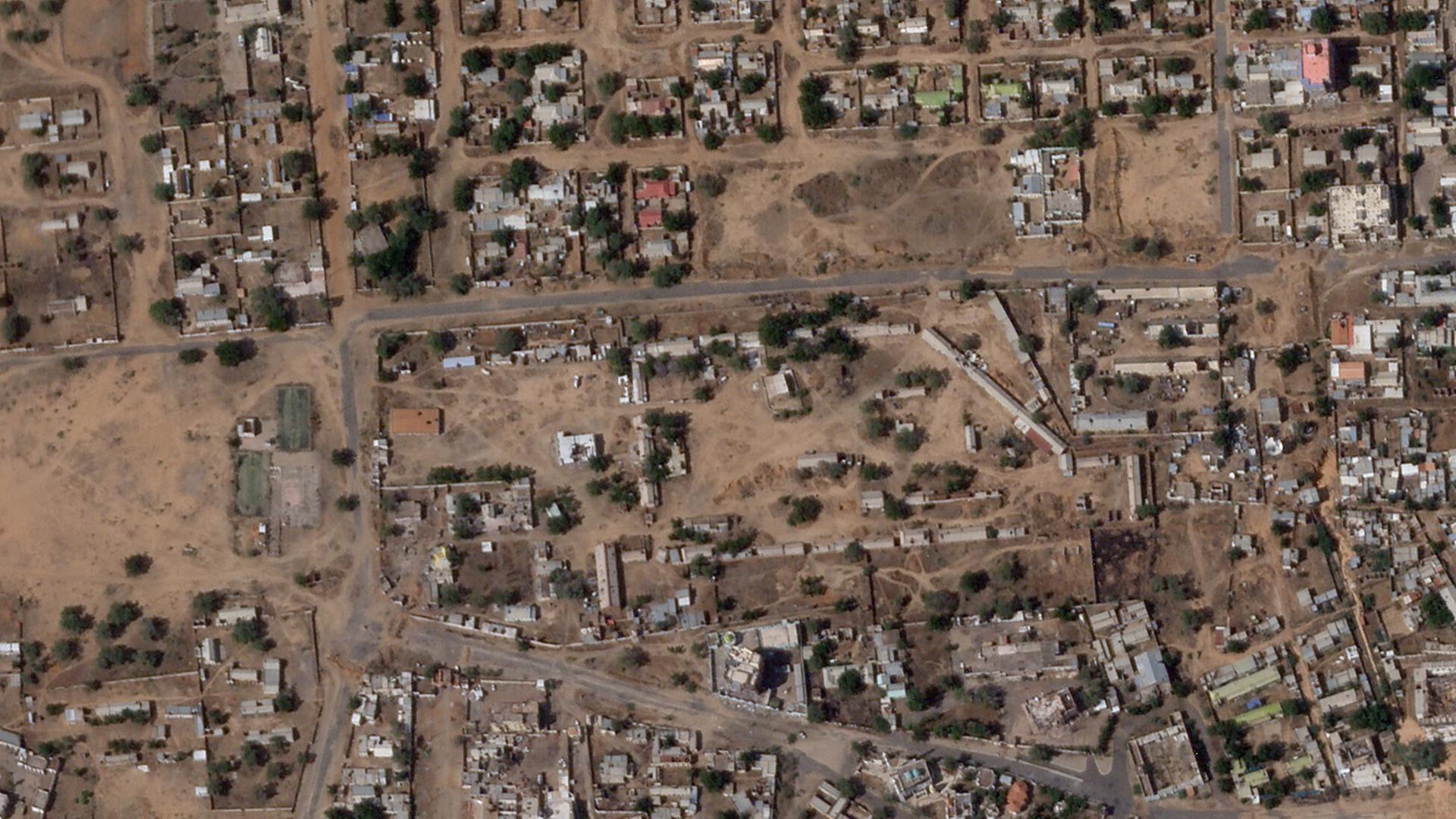 Satellitenfoto von Al-Fascher. Im Bild ist die Gegend um das Hauptquartier der sudanesischen Armee. Satellitenfoto von Al-Fascher. Im Bild ist die Gegend um das Hauptquartier der sudanesischen Armee.