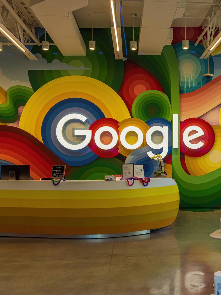 Das Google-Logo im Foyer der US-Zentrale. 