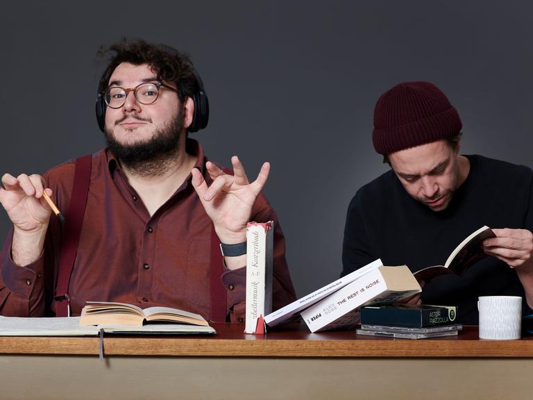 Axel Ranisch und Gastmoderator Tobias Krell