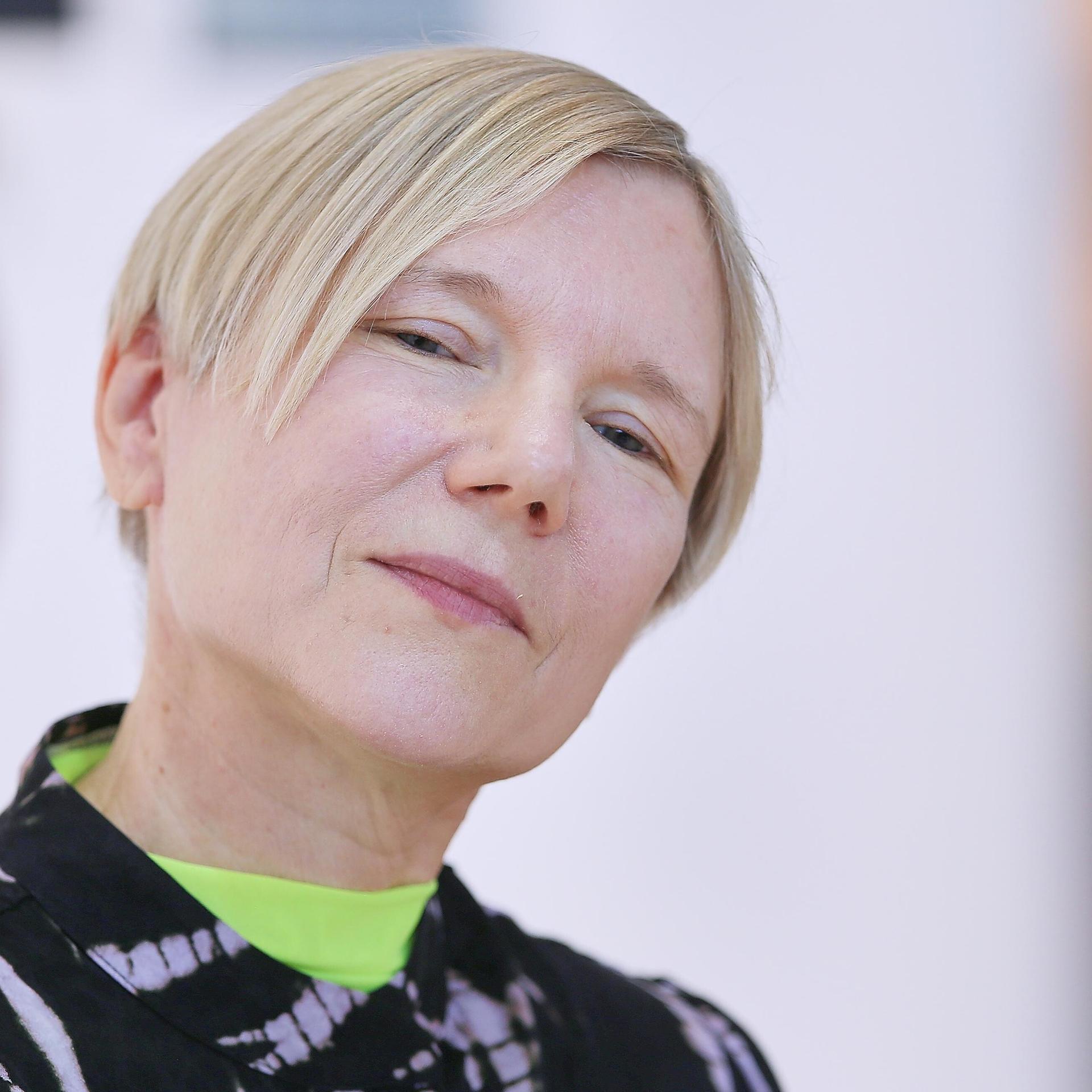 Science-Fiction-Thriller - Frankfurt am Main als neuronales Netz