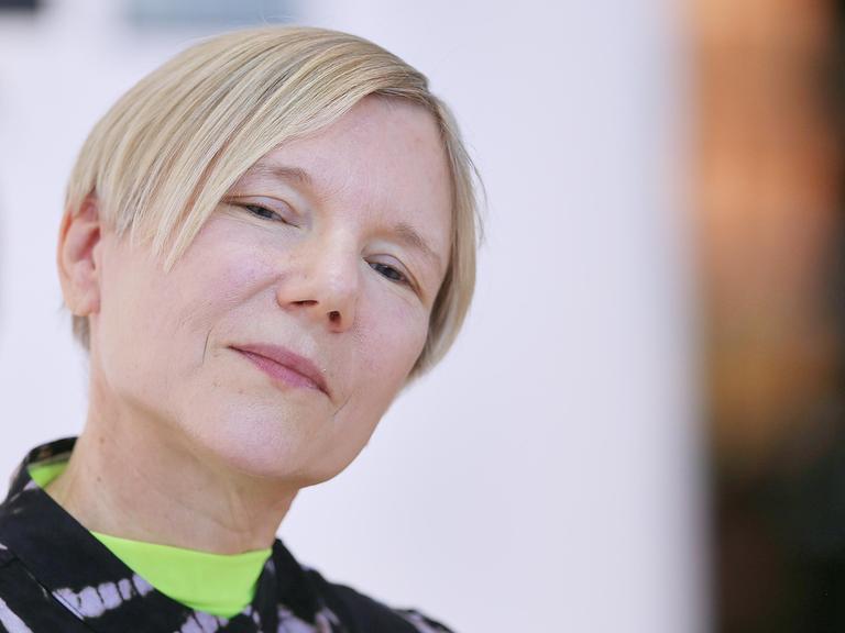 Die Science-Fiction-Autorin Aiki Mira Die Science-Fiction-Autorin Aiki Mira