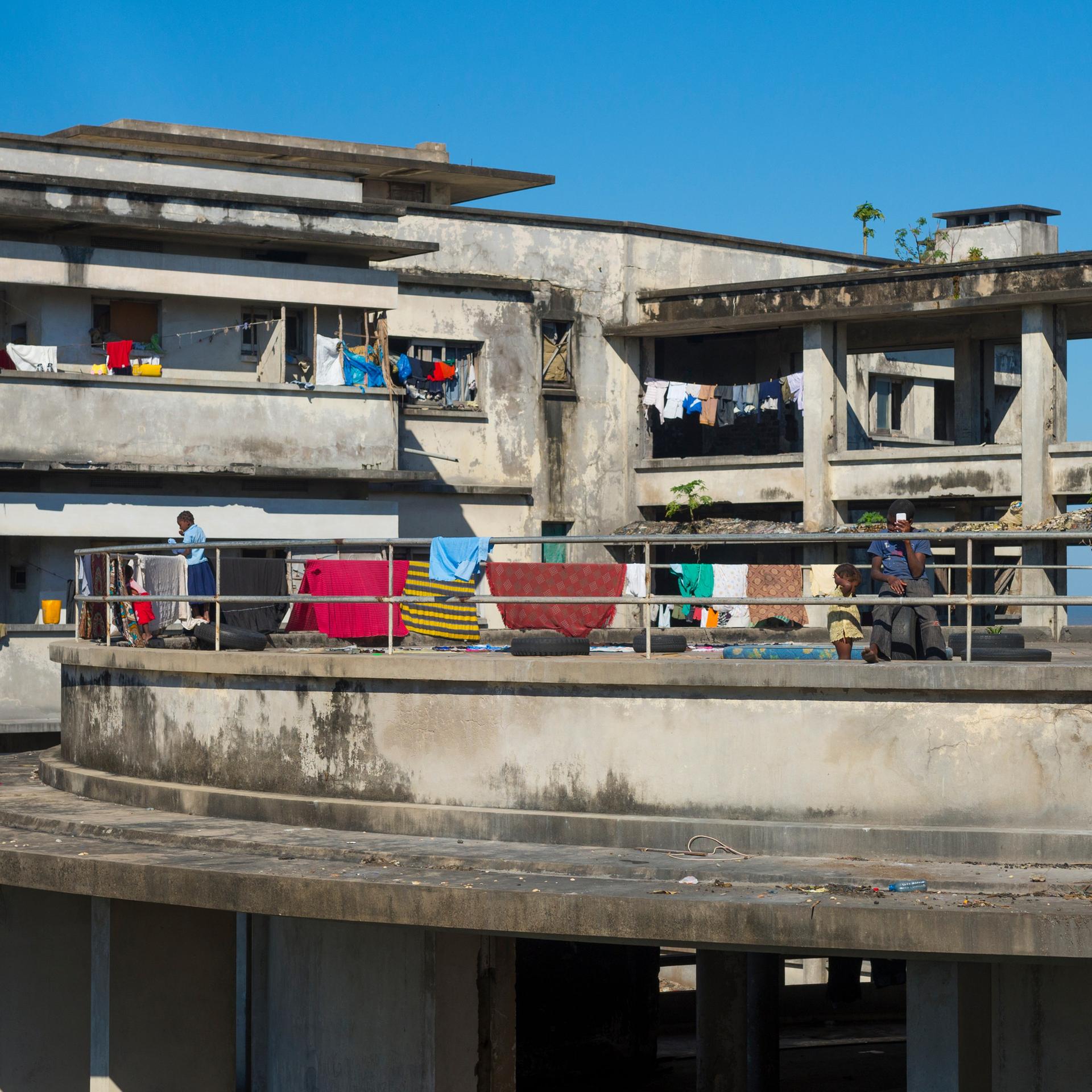 Mosambiks Brüche - Leben in den Ruinen des Grande Hotel