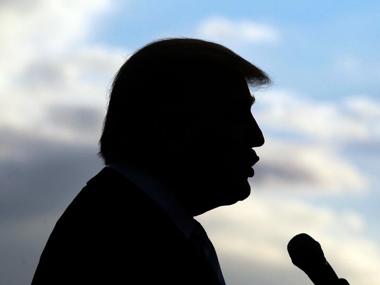 Donal Trump während einer Pressekonferenz im Oktober 2011.