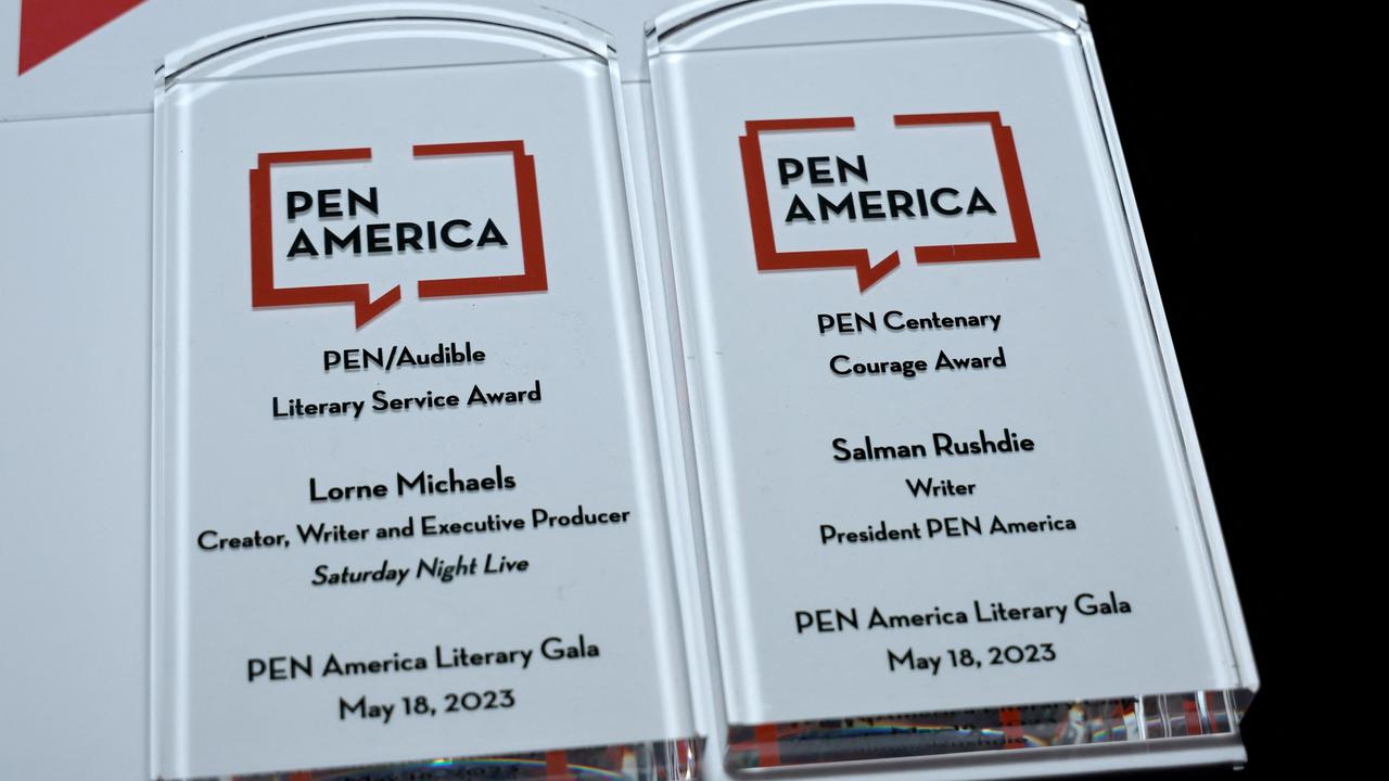 Blick auf eine Auszeichnung des PEN America an einen Schriftsteller vom letzten Jahr.