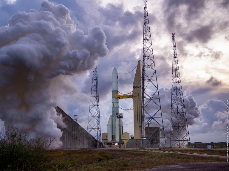 Eine europäische Ariane-Rakete, am 11. November 2023 in Französisch-Guyana