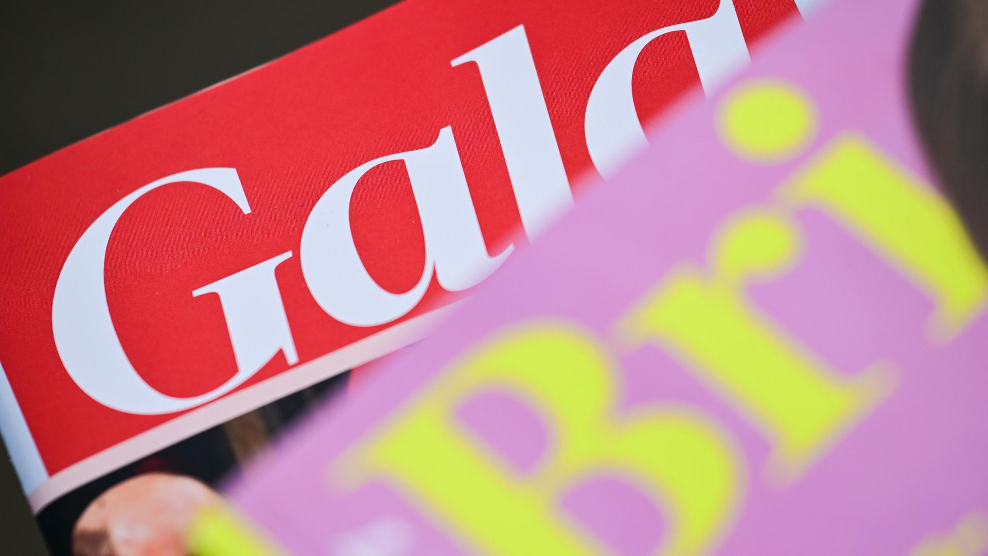Die Zeitschriften Brigitte und Gala liegen übereinander. Die Zeitschriften Brigitte und Gala liegen übereinander.