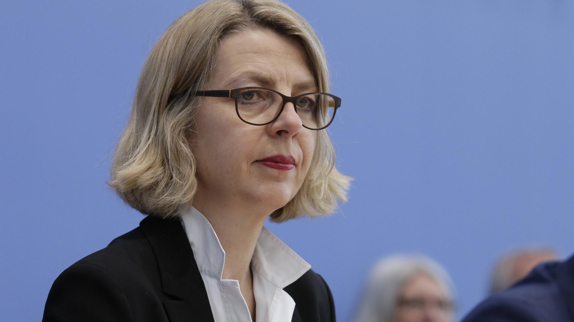 Sabine Andresen bei der Bundespressekonferenz 2016