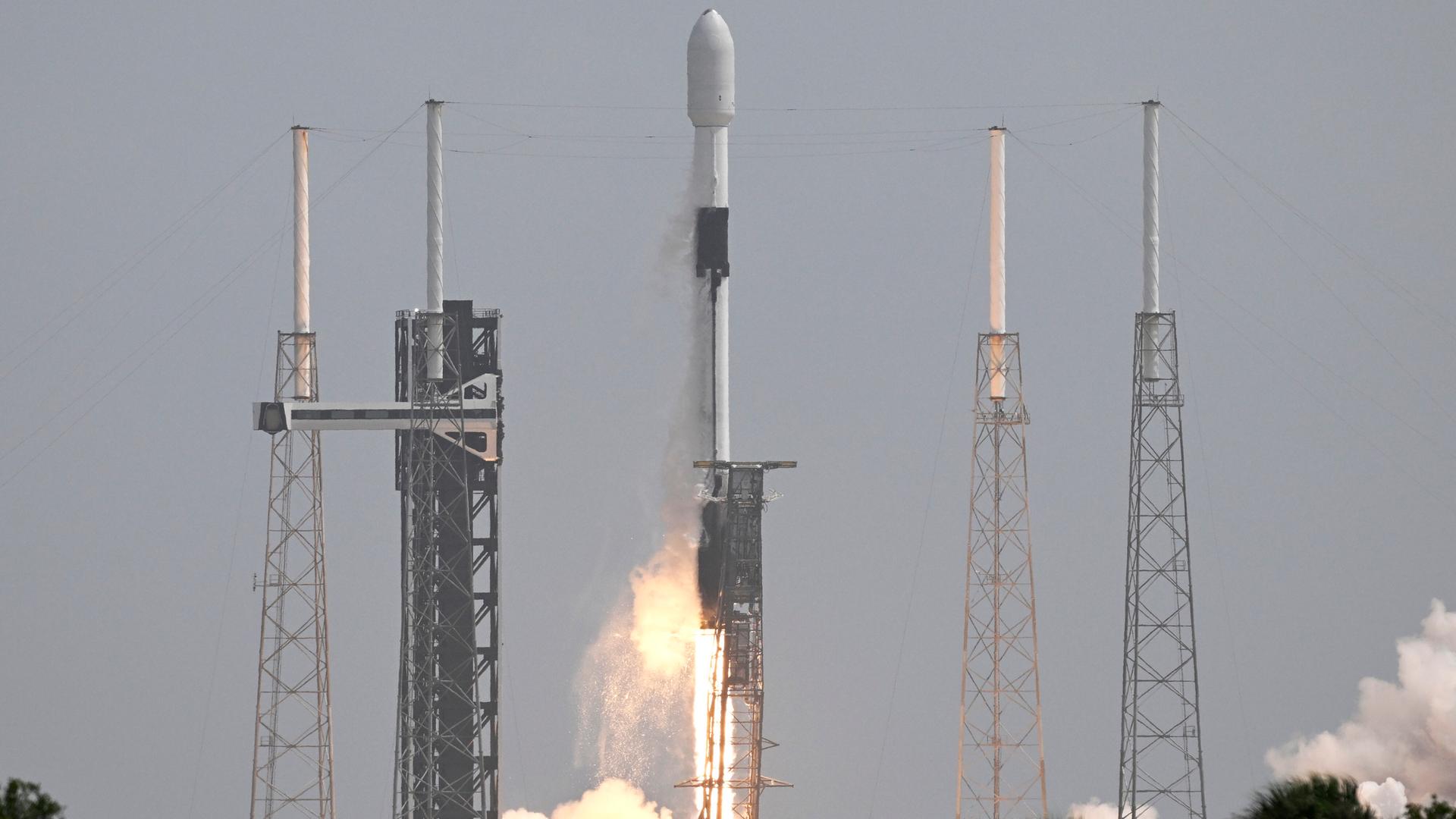 Der Versorgungsfrachter Cygnus startet vom Kennedy Space Center in Florida. Der Versorgungsfrachter Cygnus startet vom Kennedy Space Center in Florida.