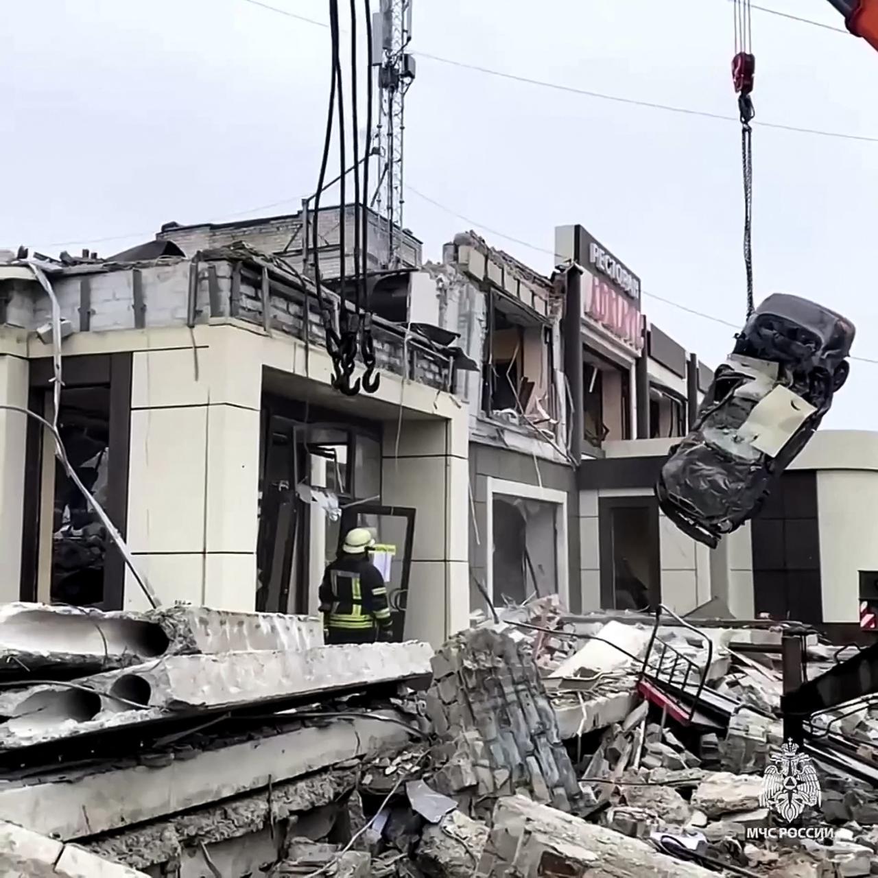Zerstörtes Gebäude in Lyssytschansk 