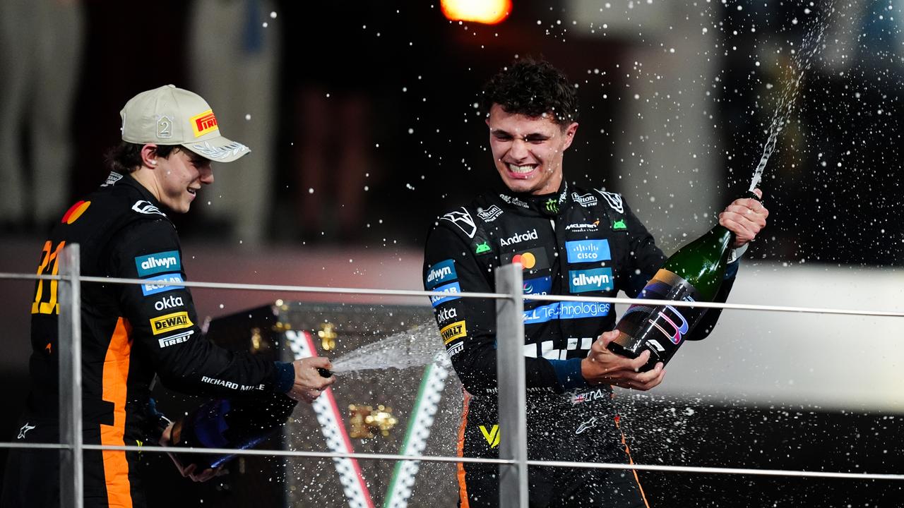 Lando Norris aus Großbritannien vom Team McLaren wird beim rennen in Abu Dhabi Formel-1-Weltmeister. 