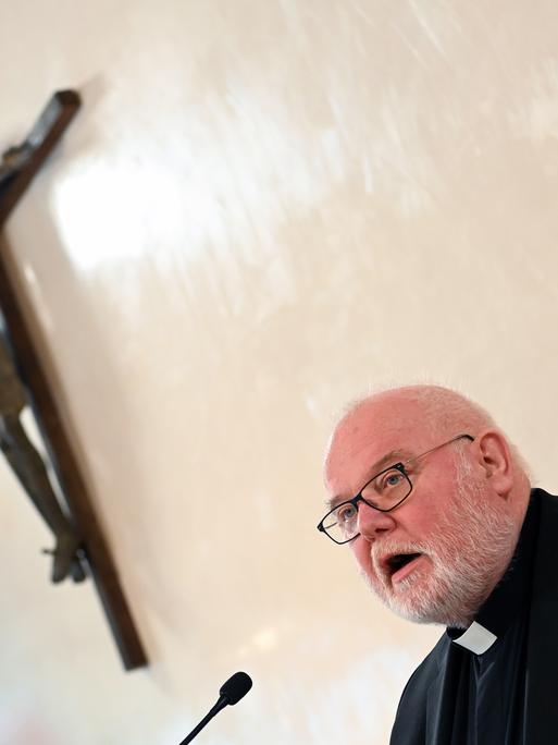 Kardinal Reinhard Marx, Erzbischof von München und Freising, äußert sich bei einer Pressekonferenz zum Gutachten zu sexueller Gewalt gegen Kinder und Jugendliche im katholischen Erzbistum München und Freising. 