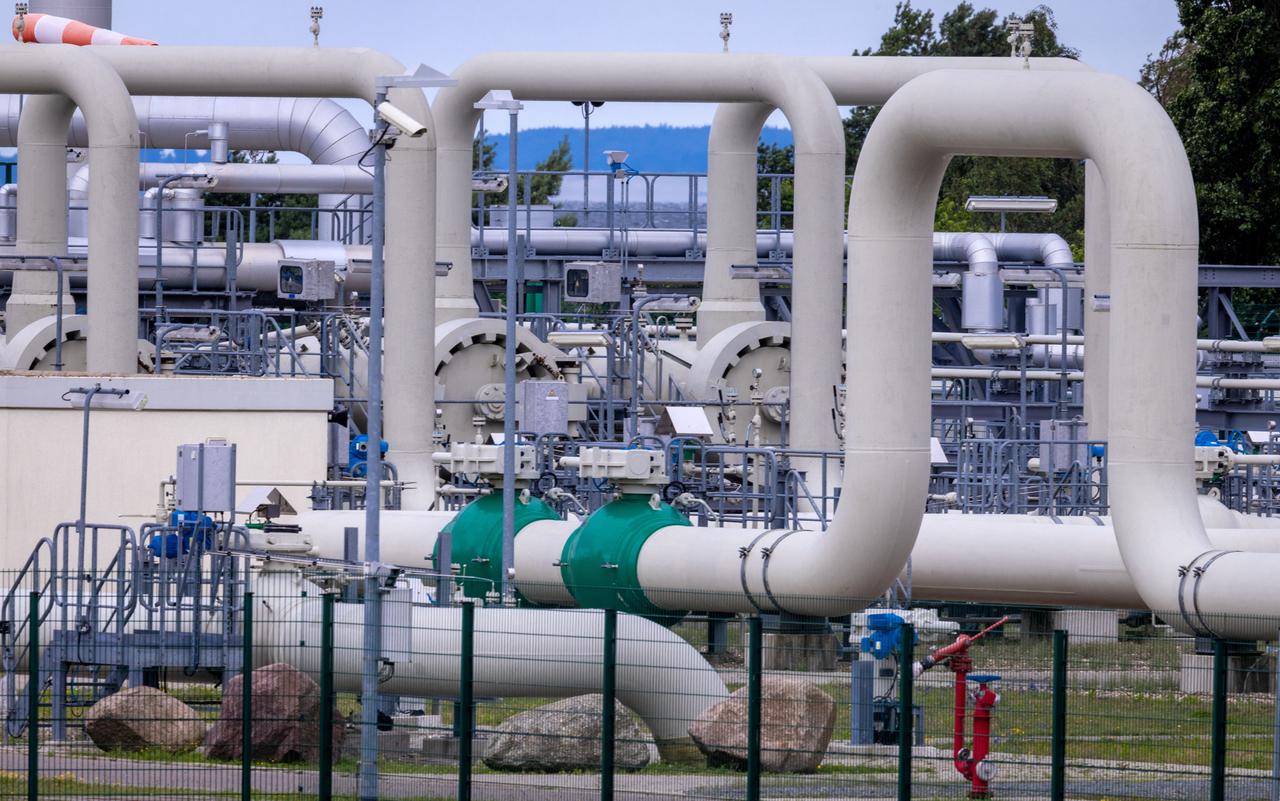 Rohrsysteme und Absperrvorrichtungen in der Gasempfangsstation der Ostseepipeline Nord Stream 1 