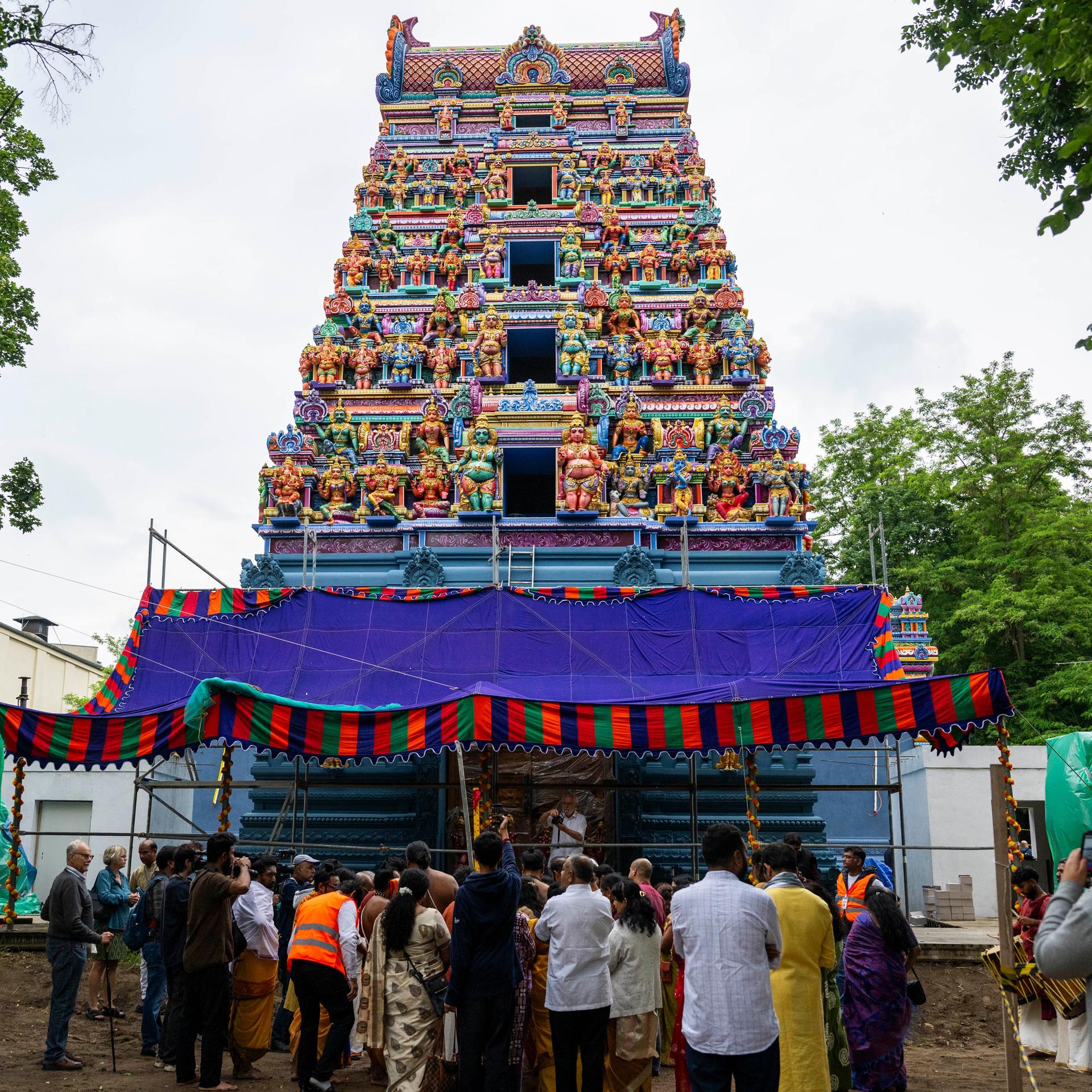 Religion - Neuer Hindu-Tempel in Berlin