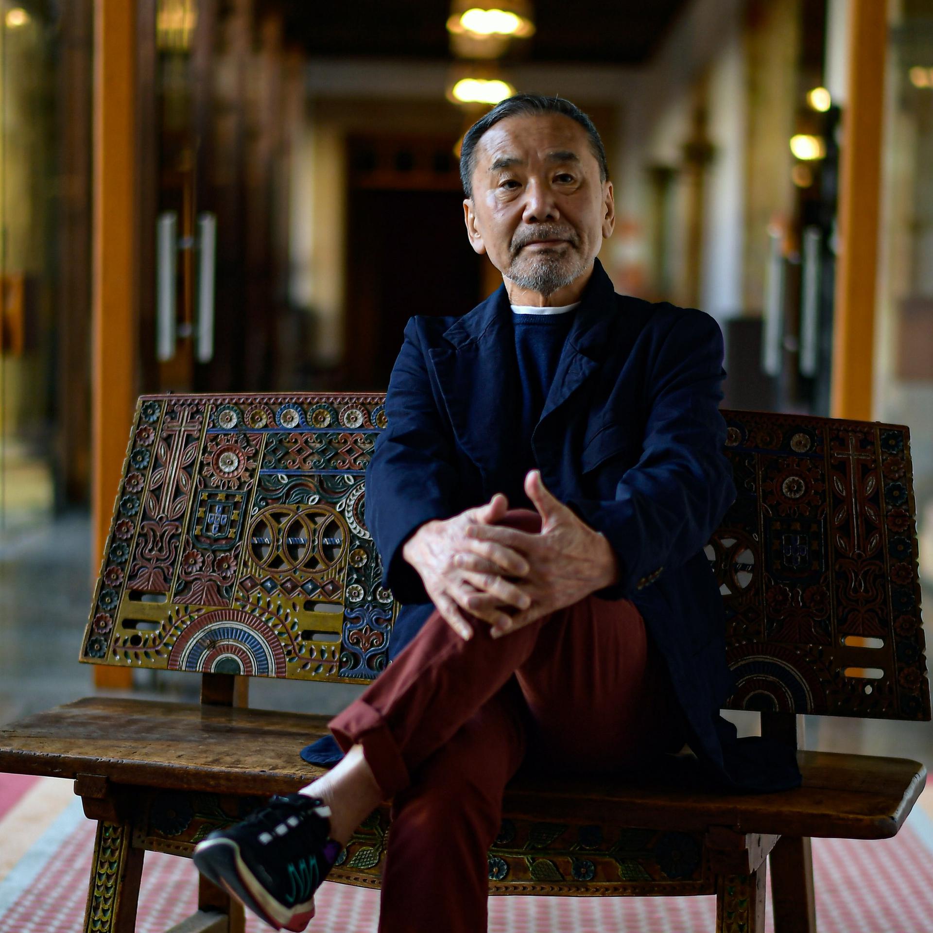 Neuer Roman von Murakami – Von Weltflucht, Spiegelungen und Rätselräumen