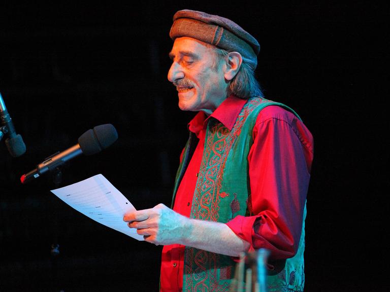 Hartmut Geerken (1939-2021) beim Jazzfest im Haus der Berliner Festspiele im Jahr 2012. 