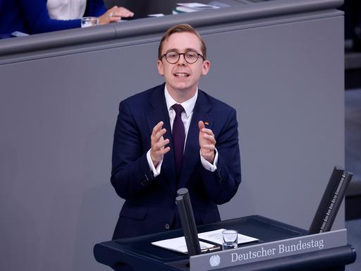 Politiker Philipp Amthor (CDU) in der 116. Sitzung des Deutschen Bundestages im Reichstagsgebäude im Juli 2023